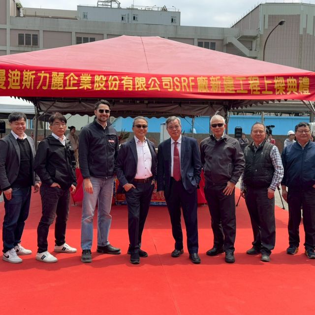 LINE_ALBUM_上樑_251009_9